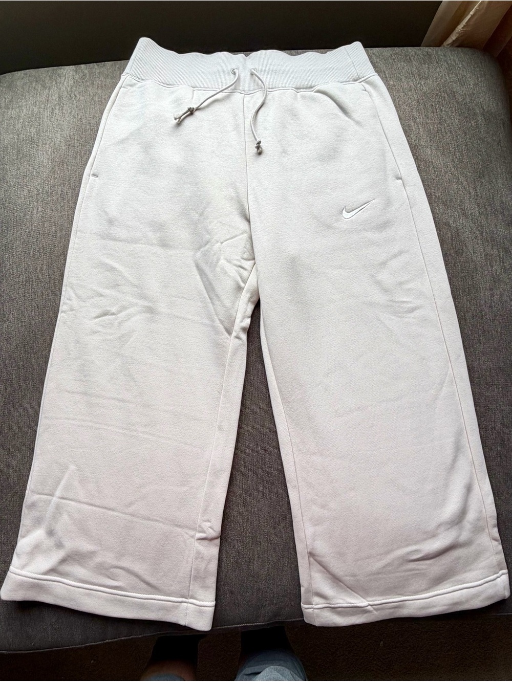 Women’s Nike Wide-Leg Sweatpants - Cream Size M